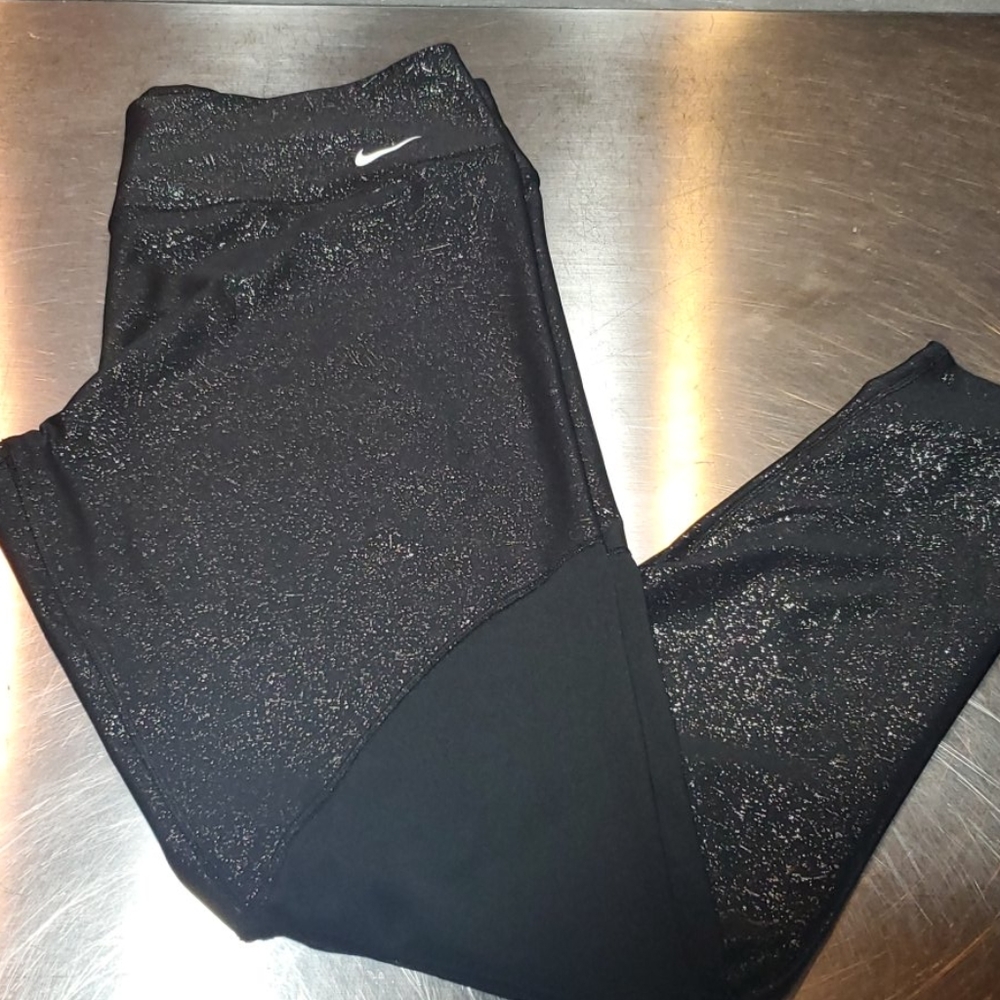 Nike exercise pants